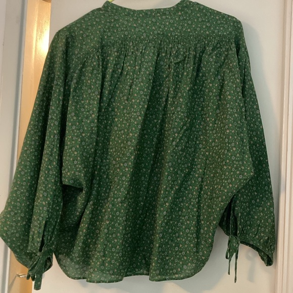 Doen O'Keefe in Green Martha's Garden - Picture 6 of 17